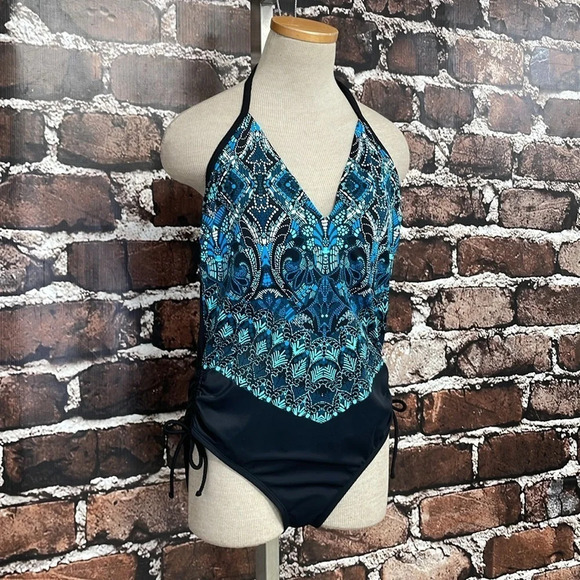 Aqua Green Swimsuit Womens X Large XL Blue Black NWT Geometric Halter One-Piece - Picture 8 of 17